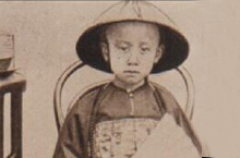 清代光绪皇帝血泪童年：在后宫惨遭太监虐待！