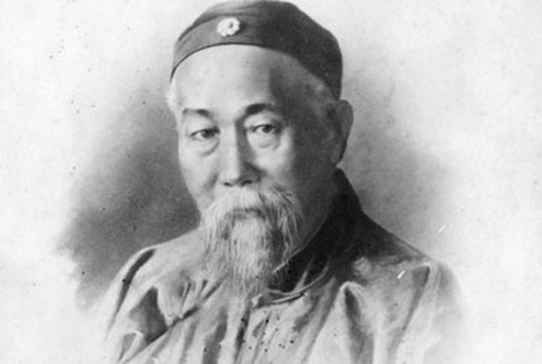 怎样评价李鸿章的历史价值？李鸿章算是伟人吗