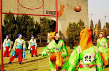 中国蹴鞠为何没发展成现代足球？只因不与时俱进