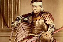 专家谈日本武士：上战场前要梳洗 化妆盒随身带
