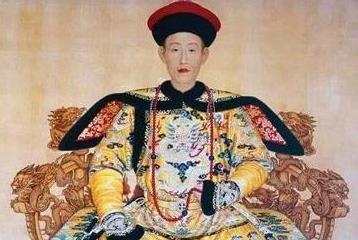中国历史上为何只有清朝的皇帝和官员戴佛珠？