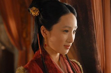在小说《红楼梦》中贾母为何对袭人如此不满？