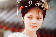 在小说《红楼梦》中薛宝钗后来到底嫁给谁了？