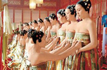 揭秘：古代皇帝选妃子入宫前如何进行身体检查