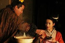 西门庆是怎样让自己的情妇一家人家破人亡的