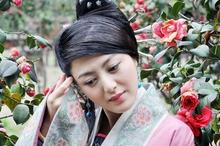 小说水浒传中卢俊义的夫人为什么要偷汉子？