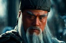 关羽义释曹操有假：刘备漏算华容道计谋差曹操