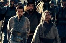 三国中在攻占成都庆功宴上刘备为何赶走庞统？
