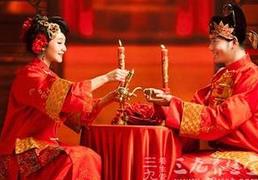 为什么把原配夫妻称为“结发夫妻”呢？