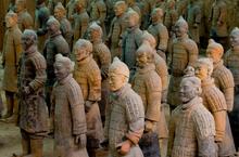 千古不解之谜：秦始皇兵马俑为何都不戴头盔？