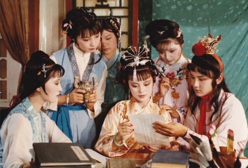 三姑娘探春：为何堪称是金陵十二钗中的奇女子？