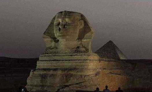 埃及发现新狮身人面像 相传为古埃及第四王朝法老下令建造