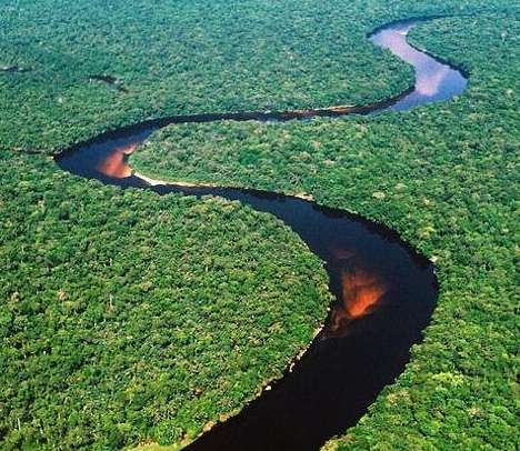 刚果河水深图片