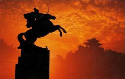 他就打过一场仗，外族三百年不敢再侵略中华，说的一句话家喻户晓