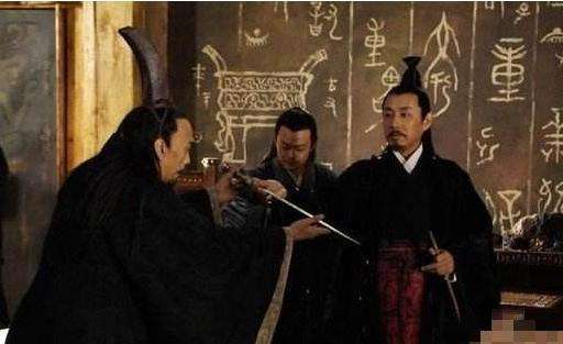 十年生聚十年教训，史上最神秘敢死队，一招就让敌人大跌眼镜