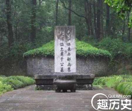刽子手为了不违背自己的良心而自杀，都没有杀这位 大清官。