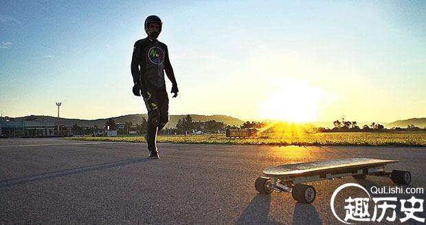 Mischo-Erban-sunset_tcm25-418815_tcm32-419070.jpg