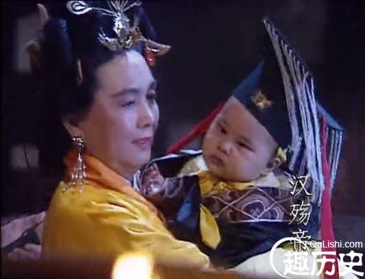 史上最小的皇帝，刚刚满100天就登帝位，母后抱其上朝