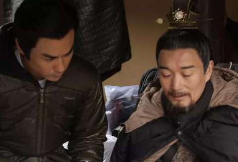 伍子胥曾为吴国立下汗马功劳，为什么吴王却要杀他？