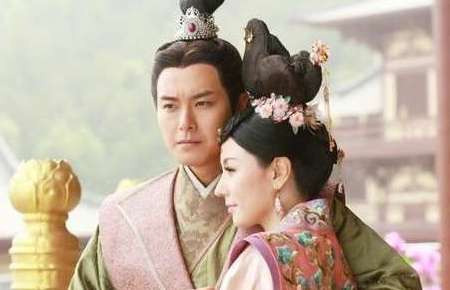 《宫心计2》贤太妃离奇身亡疑被谋杀 徐司珍为救文太医陷害陆司制