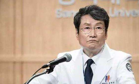 韩剧《life》第一集剧情是什么 院长怎么死的