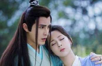 《香蜜沉沉烬如霜》扑哧君喜欢谁？扑哧君是什么身份