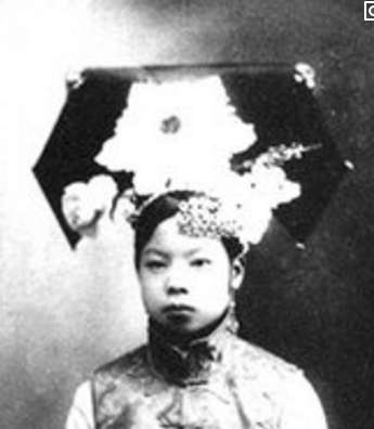 溥仪淑妃文秀简介 文秀是怎么死的？