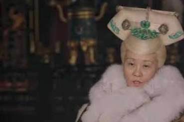 《如懿传》卫嬿婉每日主动喝汤的原因是什么？手上的戒指说明一切！