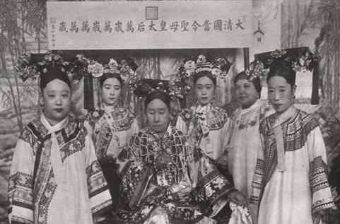 慈禧太后年轻时有多漂亮？貌若天仙不为过