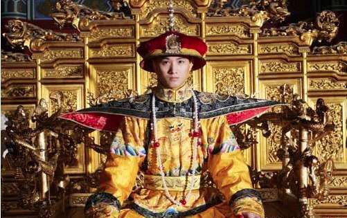 乾隆死前留给和珅一道&ldquo;保命遗诏&rdquo;，和珅被抓后打开遗诏看傻了