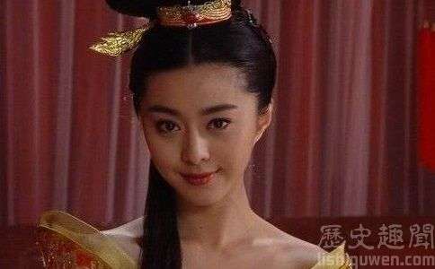历史上高力士是好人吗？他又为何劝明皇赐死杨玉环？