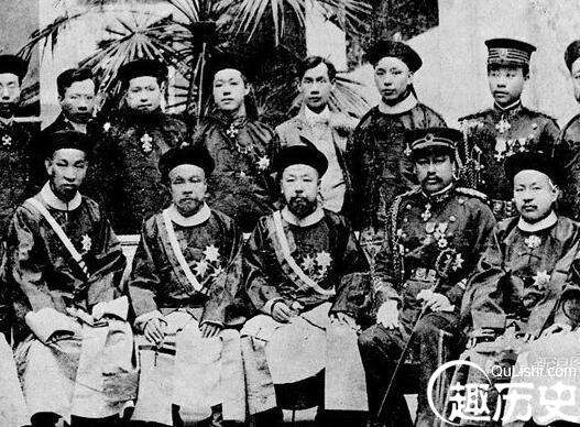 清朝名臣，偷拍慈禧棺材都没事，为何为政府修铁路却被砍头？