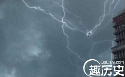 为什么小说影视剧中成仙总要被雷劈？