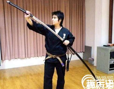 揭秘日本刀的原型，唐朝陌刀为何会在历史上消声觅迹？