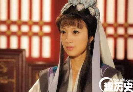 李白年近三十，为什么还和一个比他大十岁的女道士相恋？