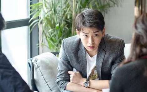 彭昱畅主演《都挺好》杀青，剧组众人共庆分享拍摄点滴