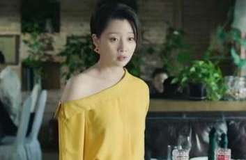 《你迟到的许多年》文婷和莫莉相见，一杯咖啡就可看出她的人品！