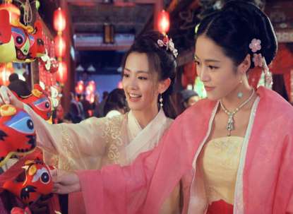 《回到明朝当王爷之杨凌传》杨凌的老婆都是谁 杨凌的老婆有几个