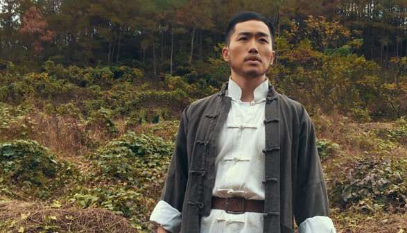 《纸上的枪声》剧情主要讲了什么？什么时候上映