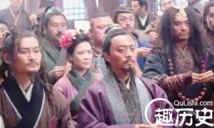 解读水浒：宋江死的时候为什么要带着李逵一起死，只因为放不下...