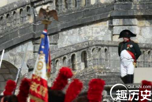 拿破仑在被流放的过程中，究竟做了那些事呢