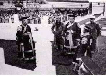 中国世上最短命的王朝，但却废了一个重要的制度