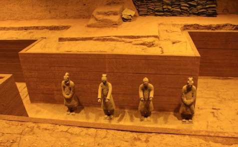 秦陵地宫下的“阿房”定秦剑究竟存在不？