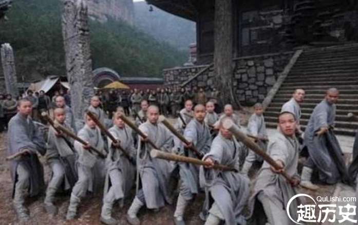 朱元璋下令挖开他的坟，鞭尸三百，子孙全部发配充军