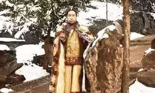 慈禧太后从北京西逃的时候为什么还是迂腐奢侈