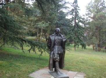 约瑟普&middot;布罗兹&middot;铁托在位期间有着哪些为政举措？铁托设立过南斯拉夫族吗