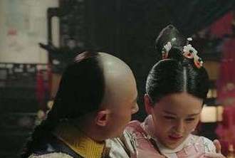 《如懿传》乾隆为什么要宠幸阿箬？是在为如懿报仇吗