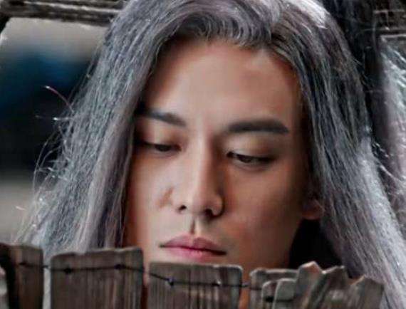 《斗破苍穹》萧祖传临死前说出真实身份，萧炎感动泪奔