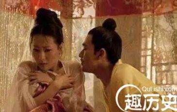 乱世皇帝多荒淫，与母行苟且之事，杀尽所有骨肉血亲