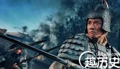 三国冷兵器排行，赵云的亮雪银枪排第三